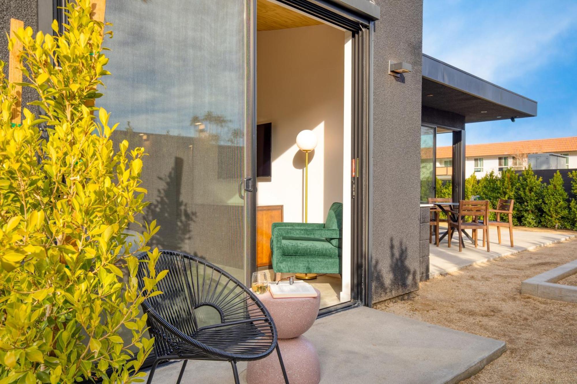 Blackhaus By Avantstay Ada Modern Rooms, Pool & Bbq Palm Springs Eksteriør billede