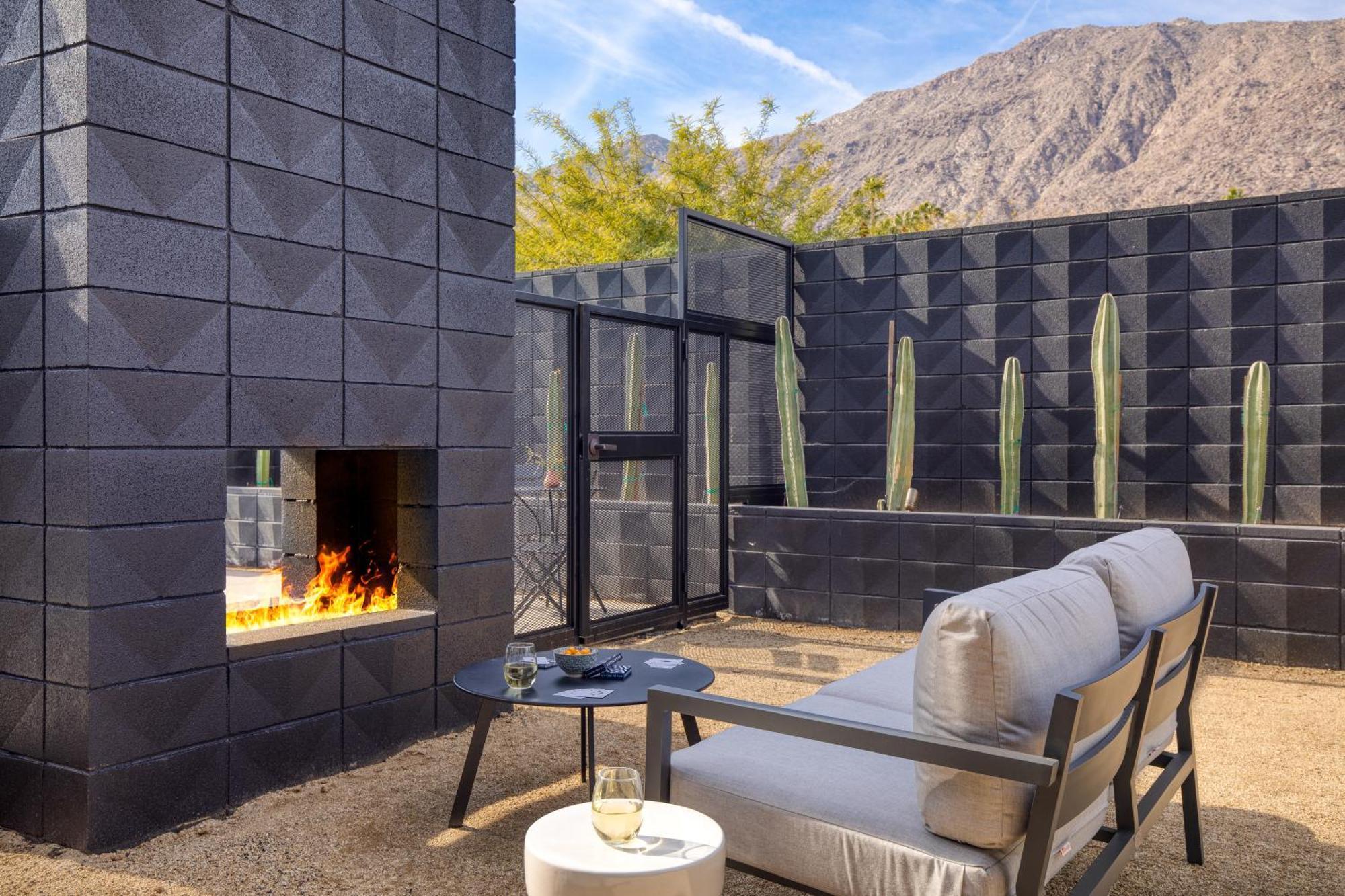 Blackhaus By Avantstay Ada Modern Rooms, Pool & Bbq Palm Springs Eksteriør billede